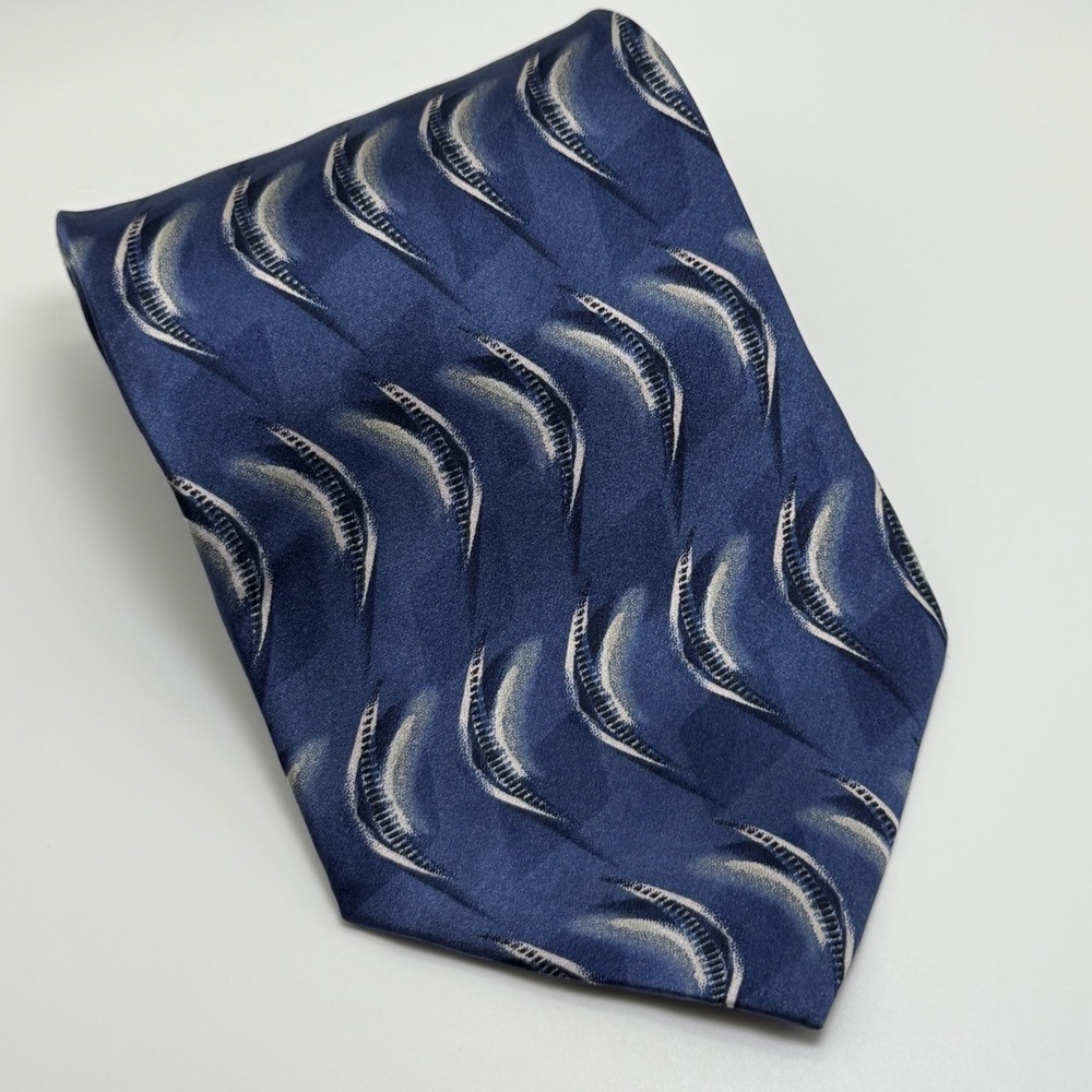 Towne Square Necktie OS Blue Silk Geometric Wave Retro Vintage Professional Tie